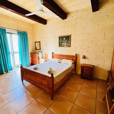 4 Bedroom With Private Pool In Gozo