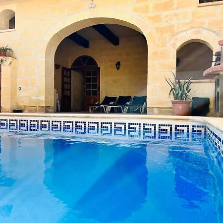 Hébergement de vacances 4 Bedroom With Private Pool In Gozo Xagħra