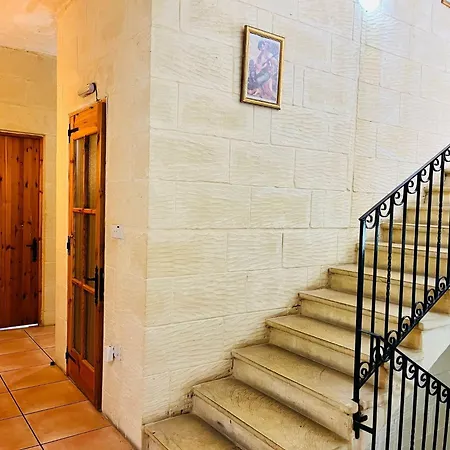 4 Bedroom With Private Pool In Gozo *