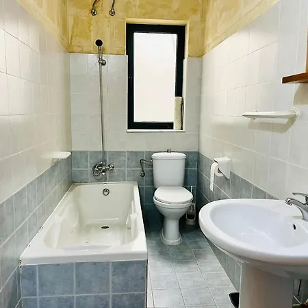 Hébergement de vacances 4 Bedroom With Private Pool In Gozo Xagħra